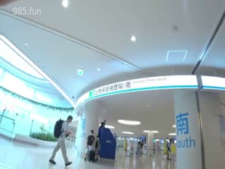 【户外抄底】深圳真实尾随一路跟踪偷拍内裤小妹居然毫无察觉封面图