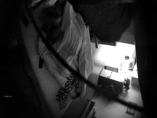 【宾馆盗摄】精致漂亮的高颜值丰满美眉，被黄毛男友怀疑出轨后封面图