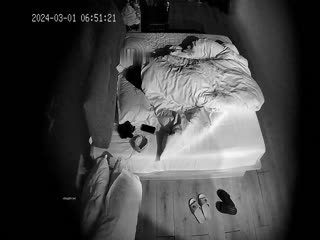 【宾馆盗摄】大学情侣开房美女遇上喝AD钙奶的早泄男封面图