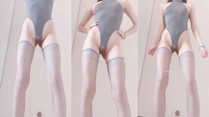 妹子还嫩的逼来看看封面图