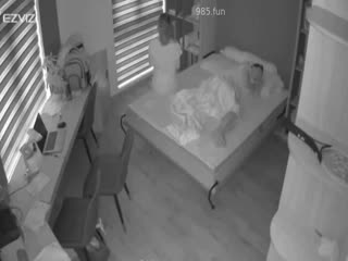 【破解莹石云家庭摄像头偷拍】极品良家少妇性欲很强每次都主动求爱封面图