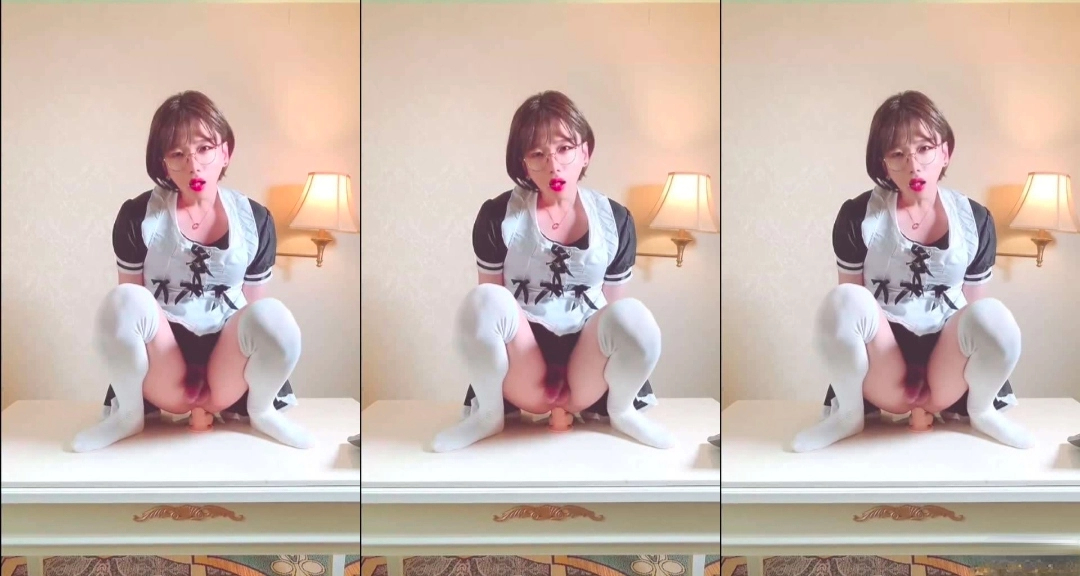 韩国极品伪娘骚妻女仆装被大叔暴力后入封面图