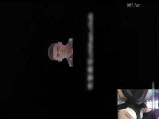 【街射系列】秃顶老大爷地铁猥亵女学生直接扒裤子插入小妹害怕不敢反抗精液全部射到屁股上封面图