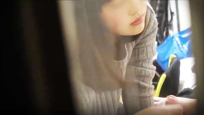 偷拍系列偷拍邻家小妹和男友做爱封面图