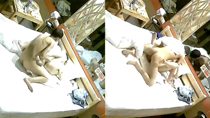 酒店的摄像头偷拍白床网状主题贴心眼镜哥一夜两次让金发女友特别爽封面图