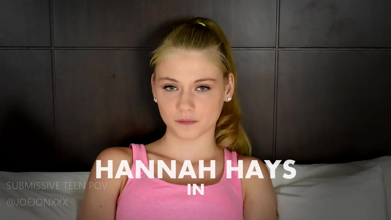 令人毛骨悚然的老变态利用天真无辜的 18 岁女孩来获得性快感封面图