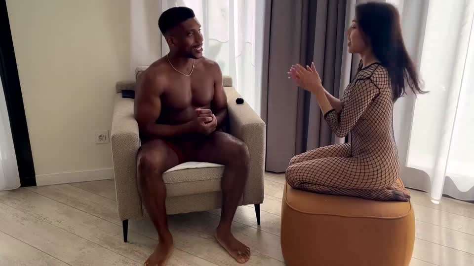 P站前百模特 黑白屌通吃 三洞齐开#射精#骚逼#挑逗#性交封面图