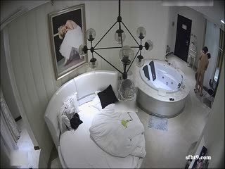 （高级酒店偷拍】漂亮美少妇跟男上司酒店偷情封面图