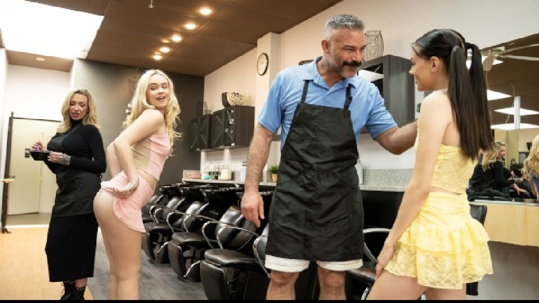 Hair Salon Sex#性交#美臀#挑逗#骚逼#双飞#射精封面图