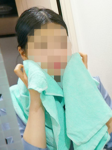 素人素颜～做过5P，但是素颜很难做到～凉宫光封面图