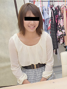 素人AV采访 - 我尝试了一个看起来天真烂漫的素人来接受采访 -前田尤里封面图