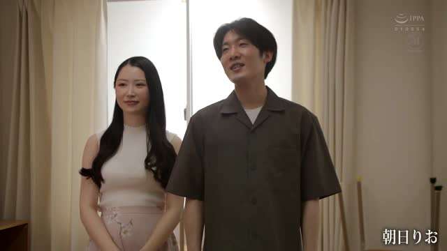 juq934在町內露營的NTR帳篷中多次被中出的妻子的衝擊性出軌影像朝日裏的生照片和內褲封面图