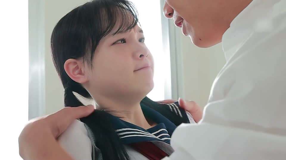 双马尾JK萝莉摁住内射必看射爆封面图